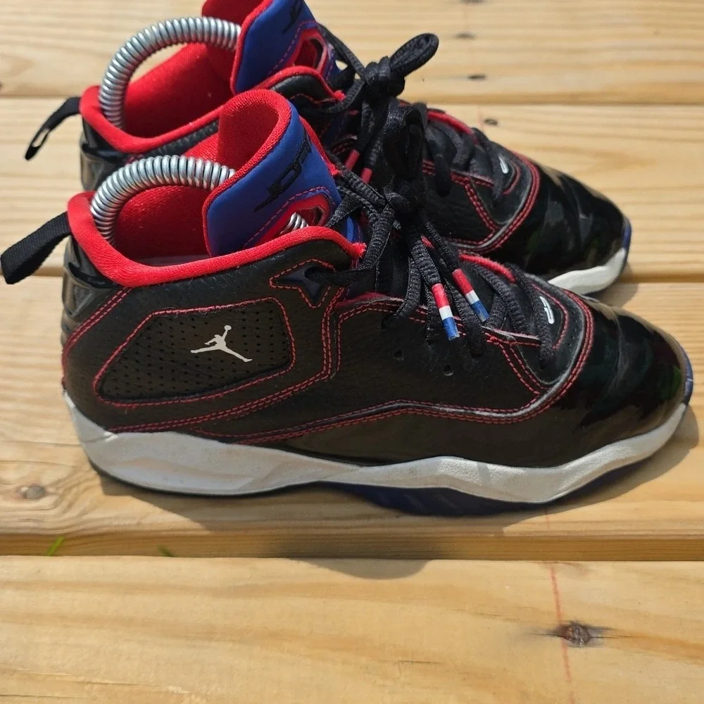 Jordan B'Loyal Men's‎ 3Y Black Red Blue CT1509-001